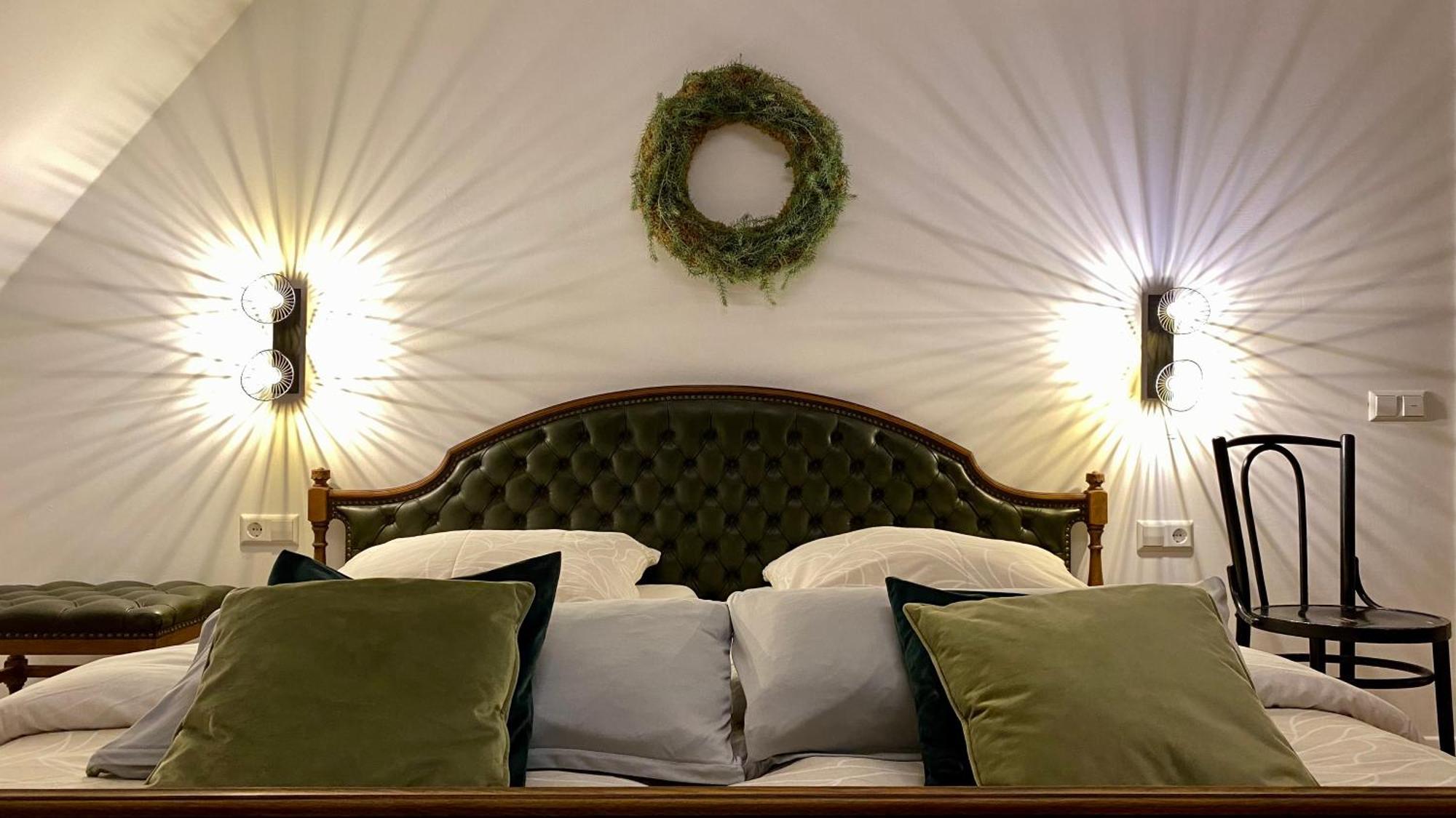 Sonnenhof 1737 - Ferienzimmer & Apartments Barbelroth Εξωτερικό φωτογραφία